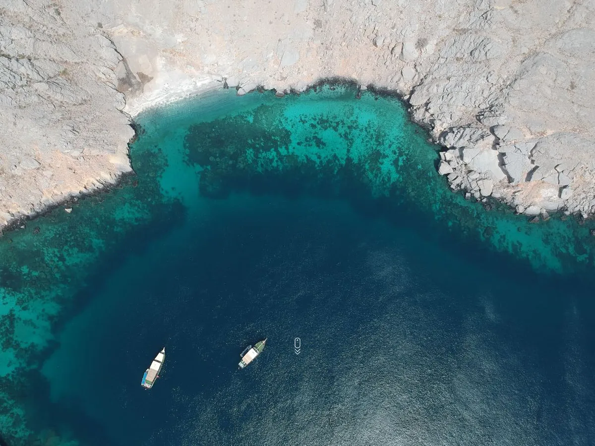 Sheesa Beach Dhow - Dive & Discover