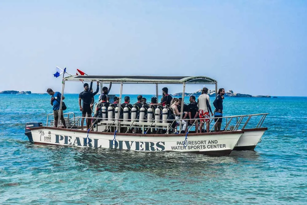 Pearl Divers Sri Lanka